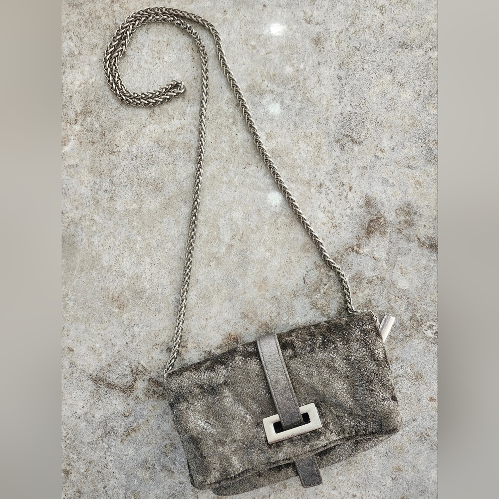 Gap Clutch